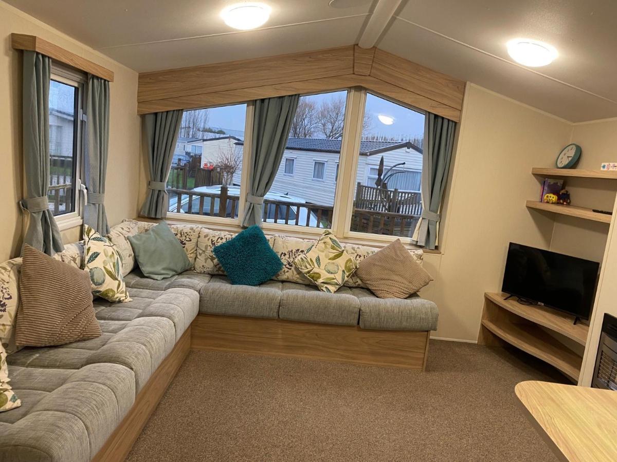 Willow Lodge Crowle  Екстер'єр фото
